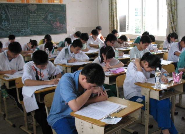 根据每个孩子的学习状况实时调整教育策略完成个性化学习体会 根据每个孩子的学习状况实时调整教育策略完成个性化学习体会