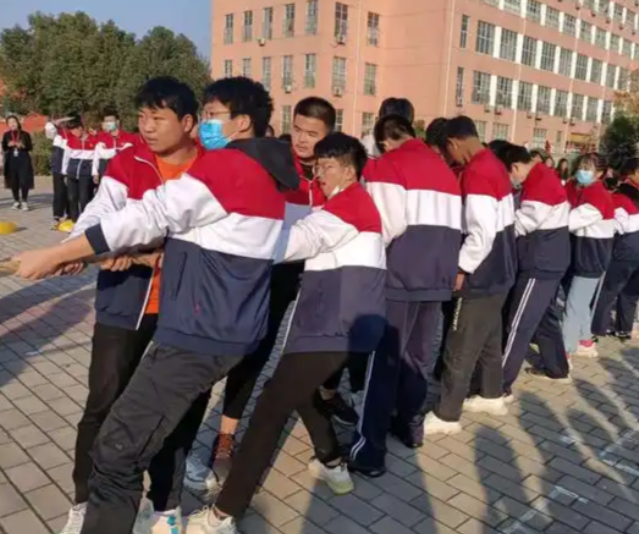 量质齐升打造优质均衡教育高地坚持以教育培养年代新人 量质齐升打造优质均衡教育高地坚持以教育培养年代新人