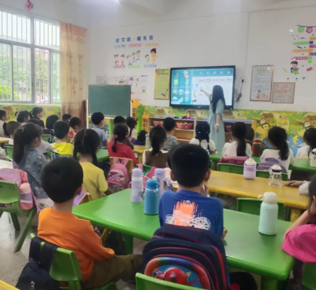 给孩子留出充足的游戏和运动时间让他们在游玩中释放天分 给孩子留出充足的游戏和运动时间让他们在游玩中释放天分
